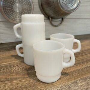 Retro Termocrisa Milk Glass Stackable Mugs